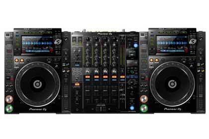 Pioneer CDJ-2000NXS2 & DJM-900NXS2 DJ Rental Package